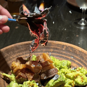 CENA ROMANTICA EN RESTAURANTE CON IDENTIDAD REGIONAL - VERNÁCULO