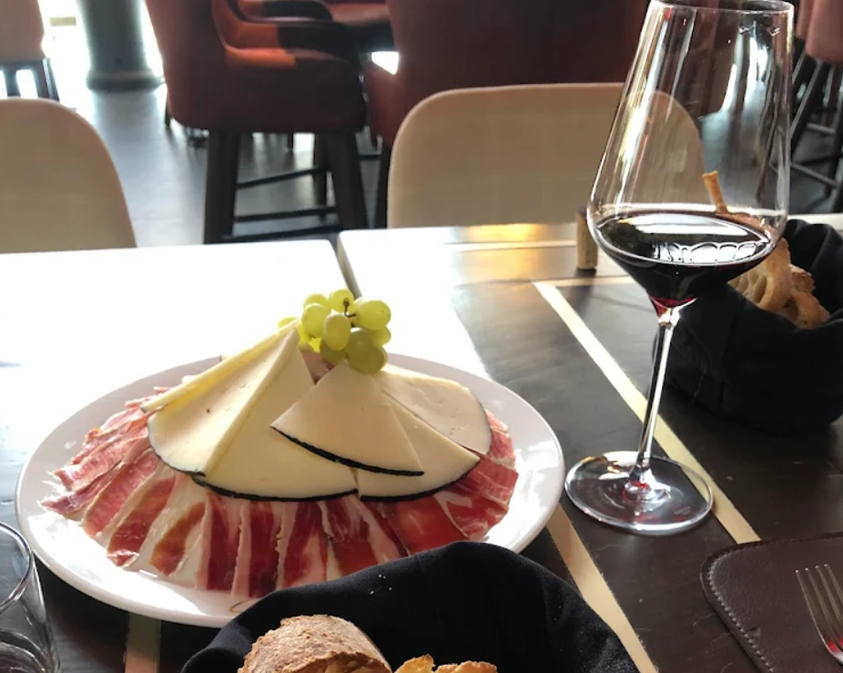CENA ROMANTICA EN RESTAURANTE CON SABOR A ESPAÑA - HATXA - Imagen 4