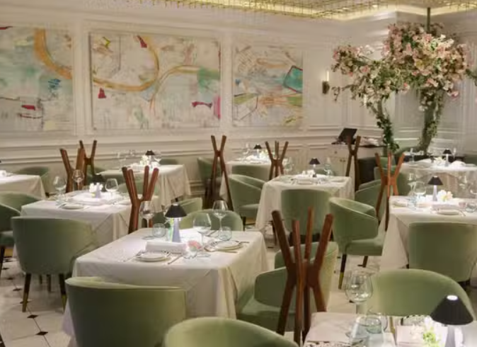 CENA ROMANTICA EN RESTAURANTE ROMANTICO PARISINO- LILOU - Imagen 5