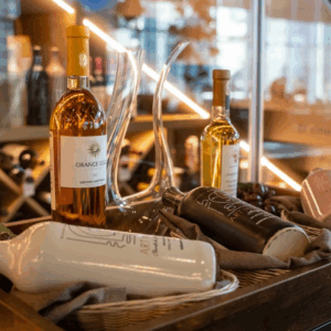 CENA ROMANTICA EN RESTAURANTE PARA LOS AMANTES DEL BUEN VINO - CAVAS URBANAS