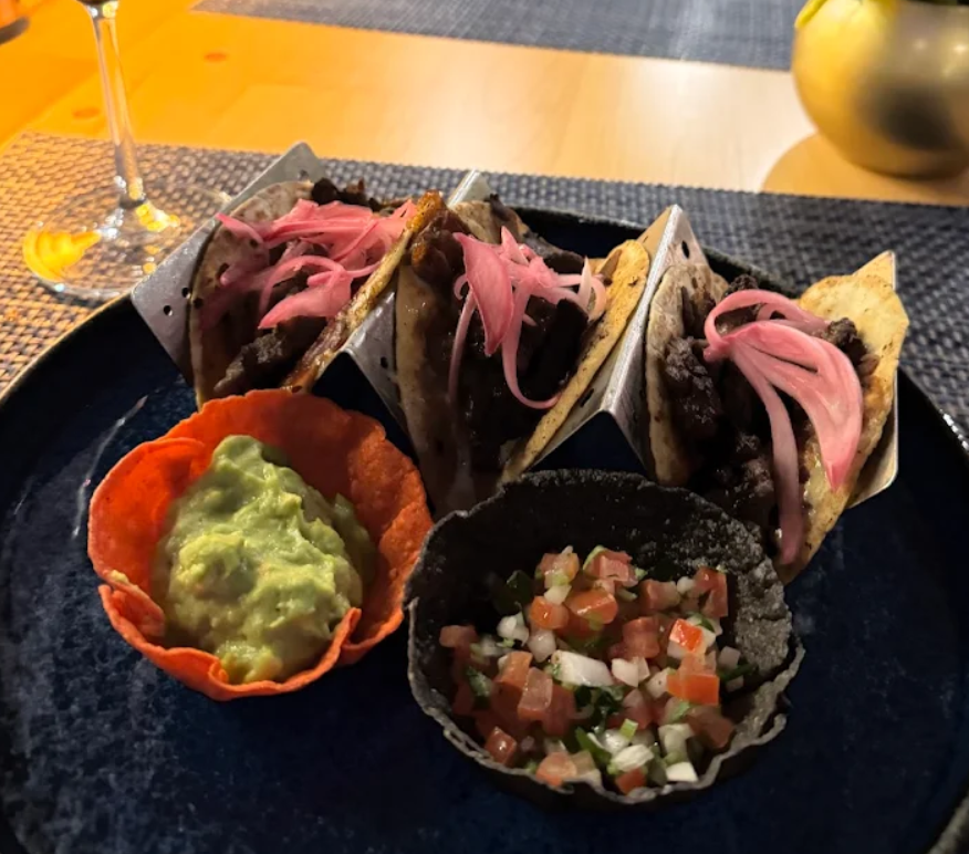 CENA ROMANTICA EN RESTAURANTE PARA LOS AMANTES DEL BUEN VINO - CAVAS URBANAS - Imagen 2