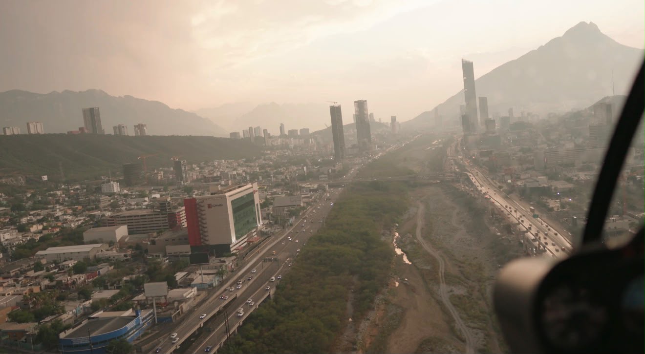Vuelo en Helicóptero sobre Monterrey - Imagen 16