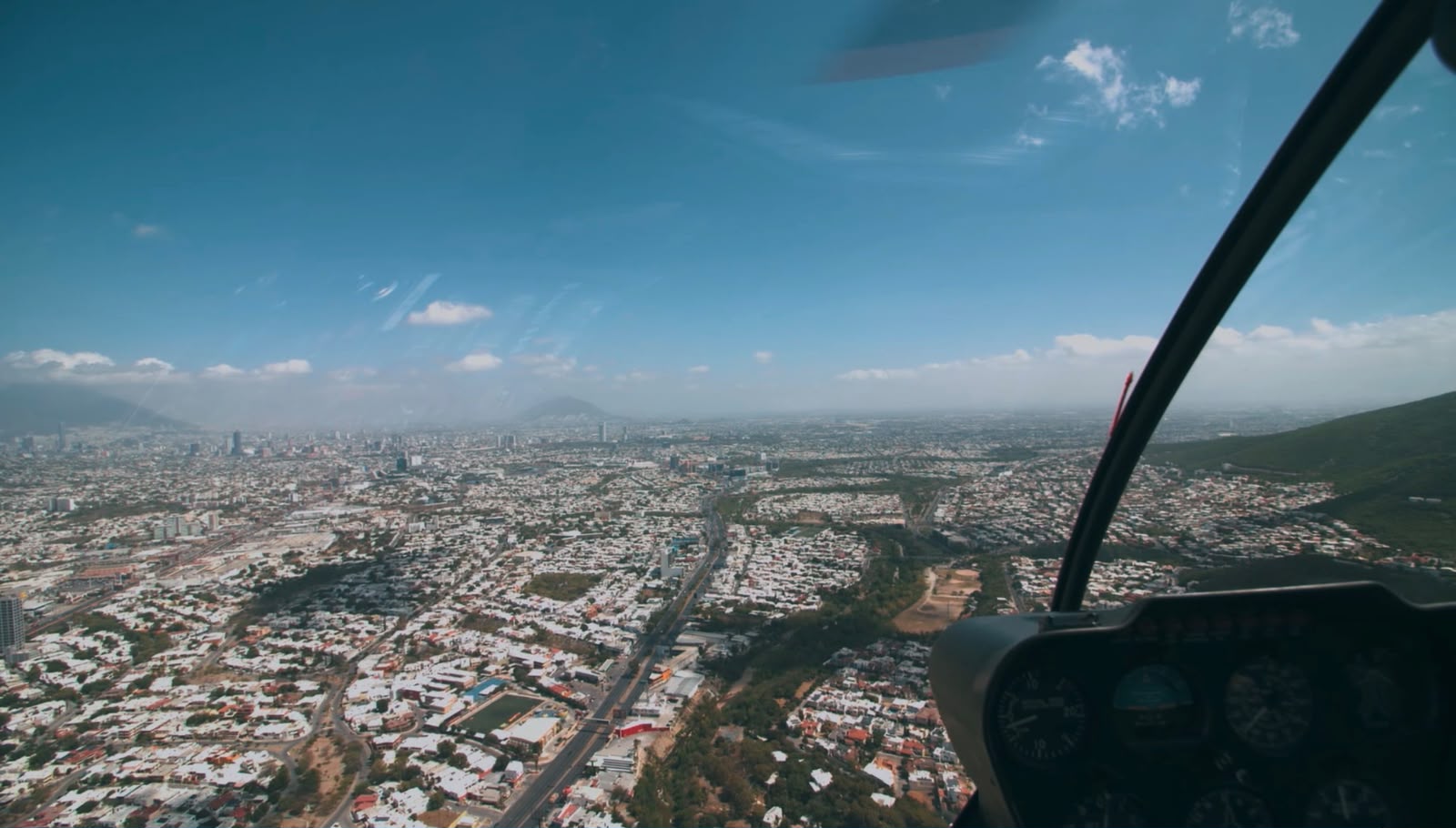 Vuelo en Helicóptero sobre Monterrey - Imagen 24